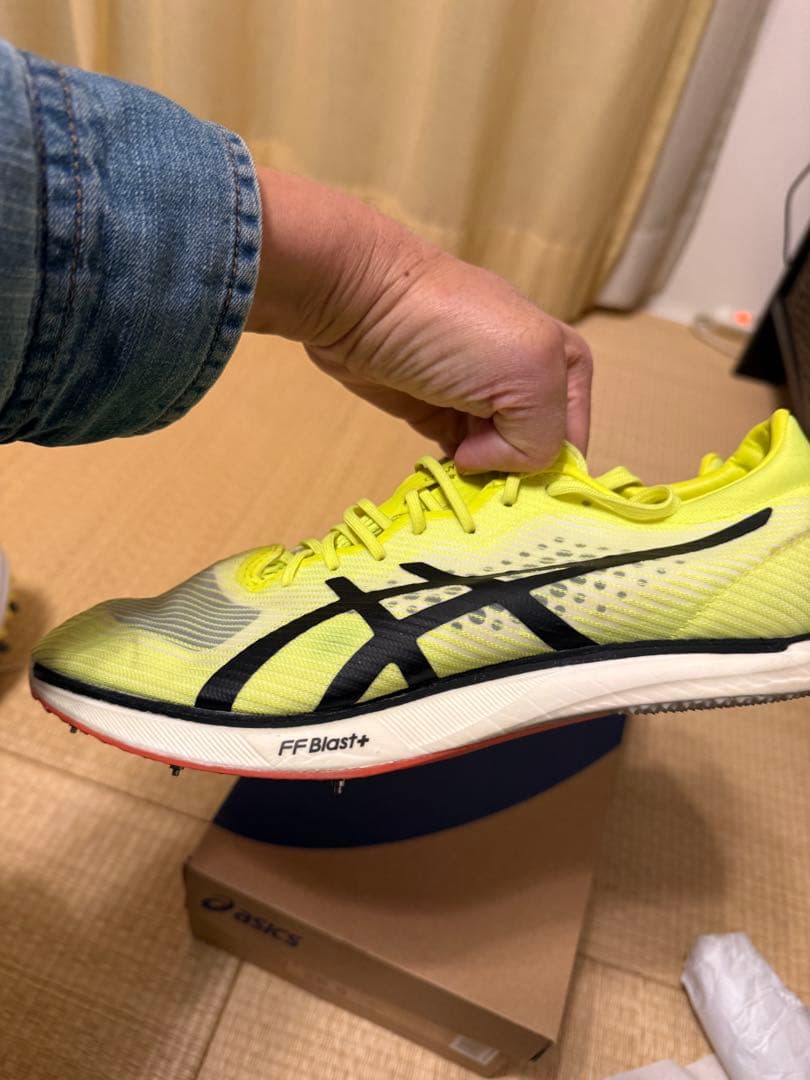 アシックス コスモレーサーMD3 FFBlast+ 【26.0cm】