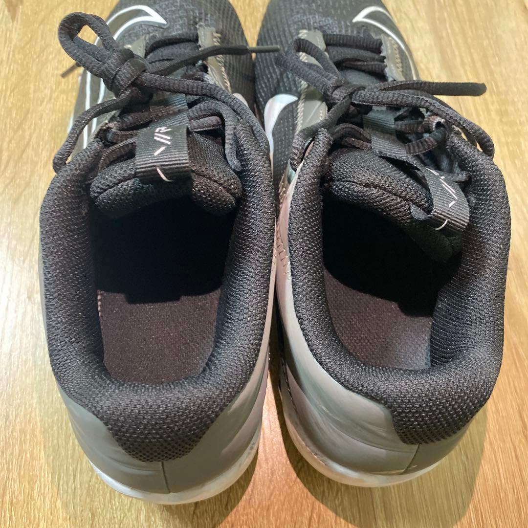 〔値下げ可〕アメフト・ラクロススパイクDH5088-010