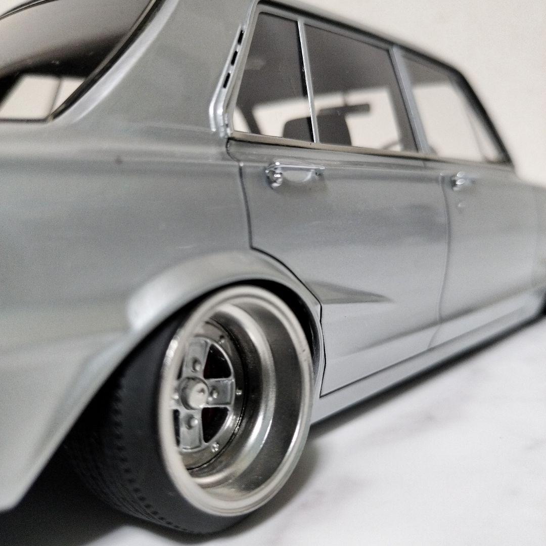 ミッチ７１1/18 イグニッションモデル　スカイライン