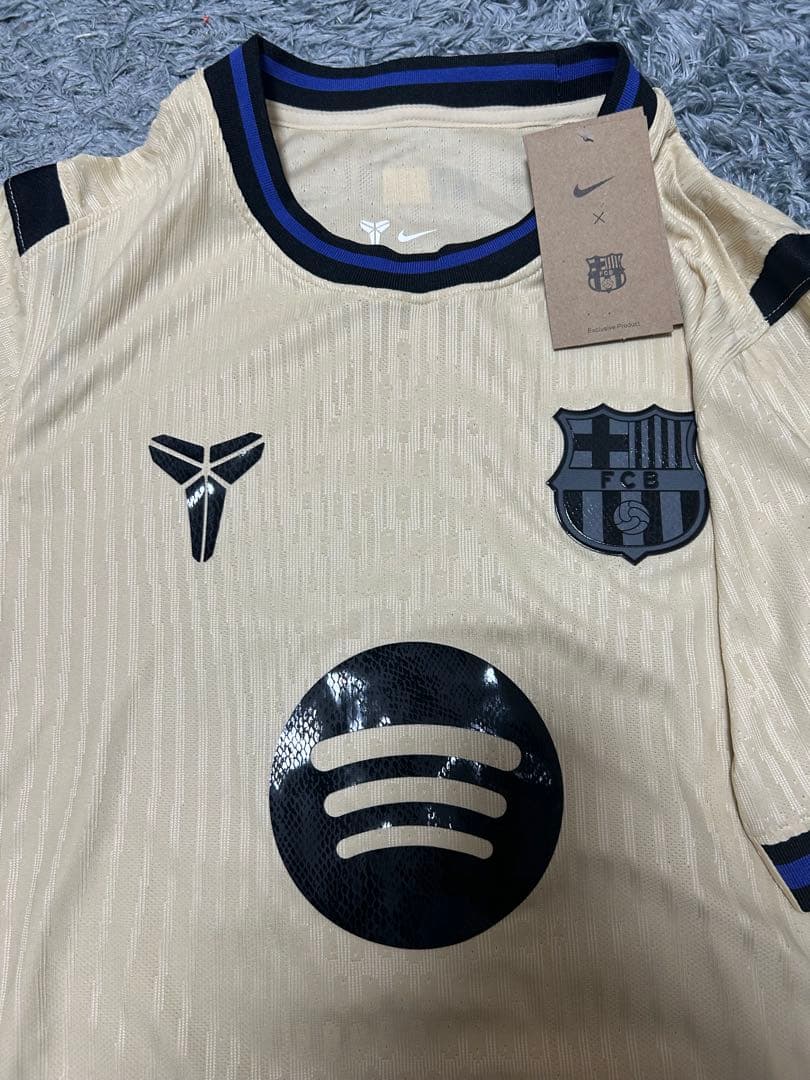 バルセロナ25-26 HAWAYユニフォームラミネヤマル Ｍサイズ