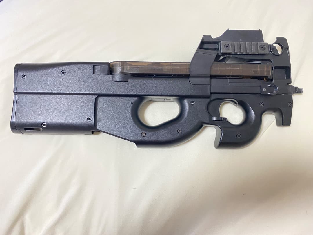 東京マルイ　FN P90 スタンダード　PDW 電動ガン　エアソフトガン