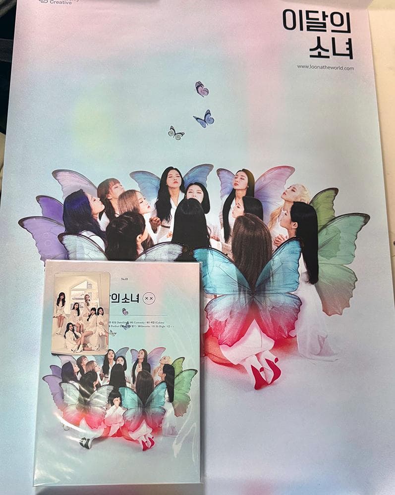 LOONA 今月の少女 XX 初回限定盤 ポスター トレカ Butterfly