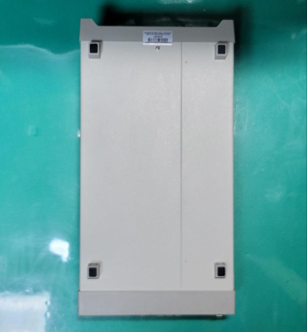 精密直流 電圧/電流発生器 ADVANTEST R6240A 0V-15V 4A