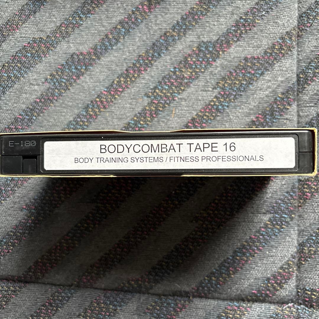 レズミルズ　ボディコンバット　16