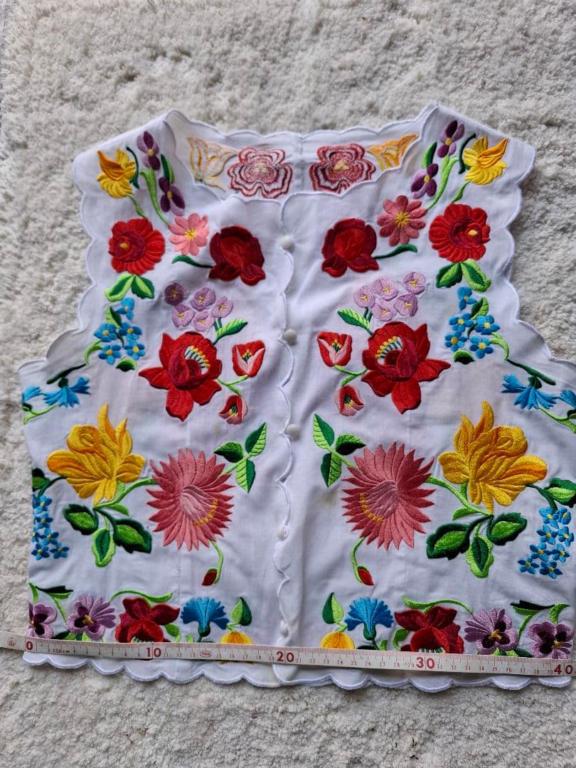 フォークダンス花柄刺繍ベスト&スカートセット