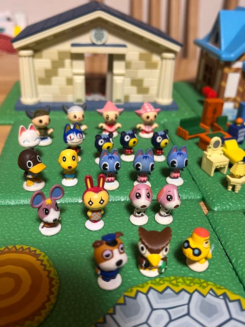 どうぶつの森＋ 森をつくろう フィギュア 家具