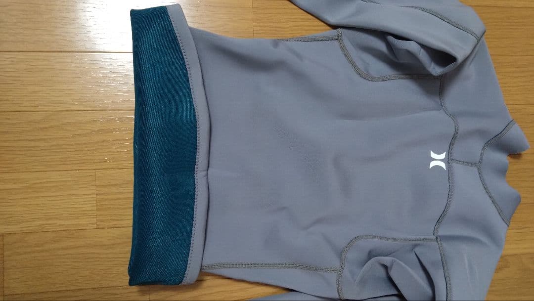 【値下げしました】HURLEY タッパー グレー Lサイズ