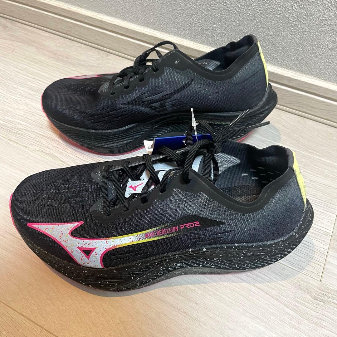 新品未使用　ミズノ　ウェーブリベリオンプロ2 25.0センチ
