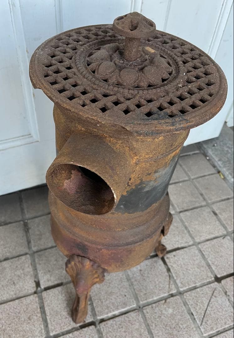 アンティーク ストーブ フランス　鋳物 鉄製 シャビー レトロ ヴィンテージ