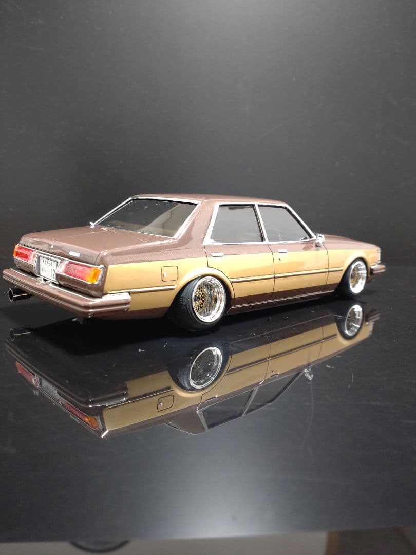 51クレスタ　プラモデル完成品
