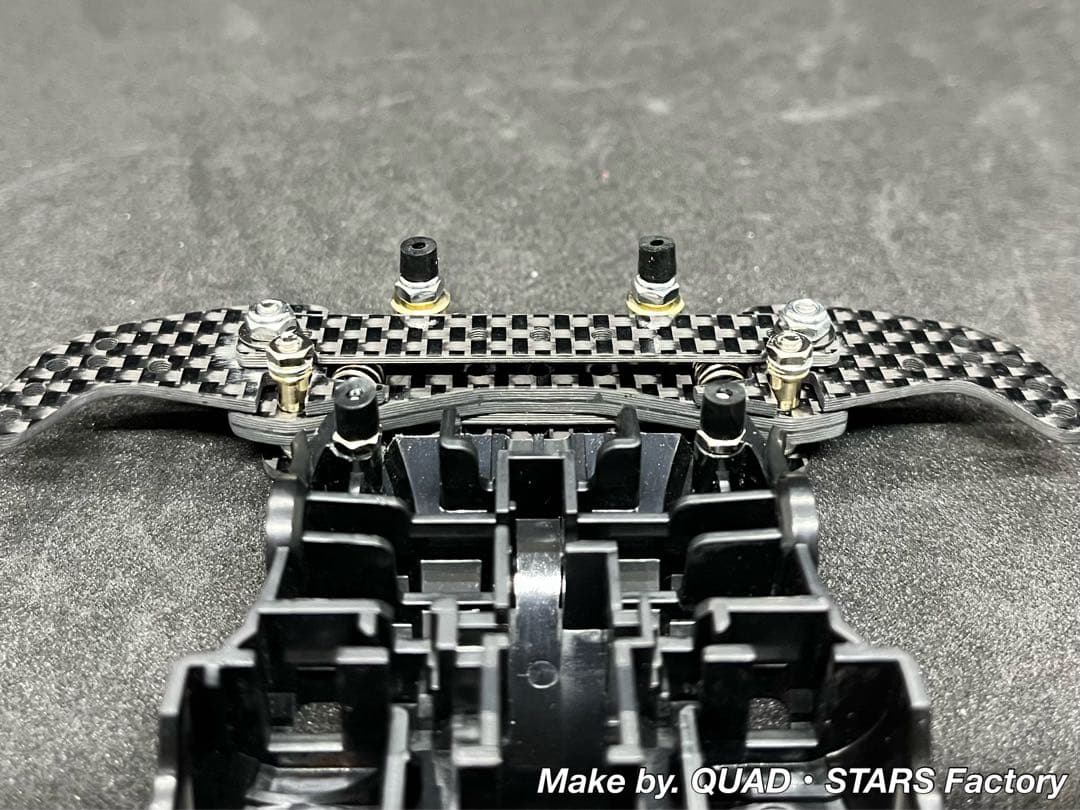 【ミニ四駆・MA用】2軸ATピボットバンパー　ブラック／フルカーボン