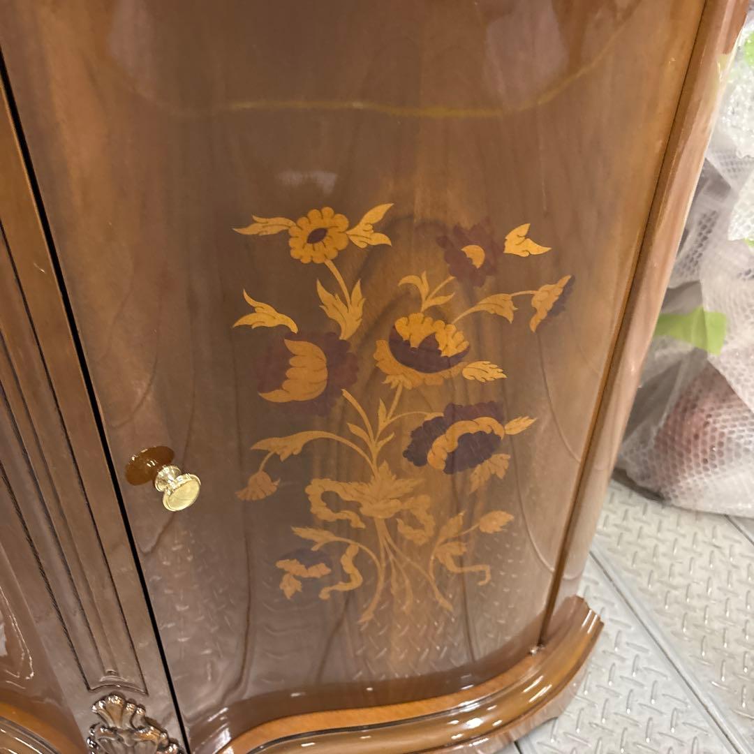 クラシック木製キャビネット