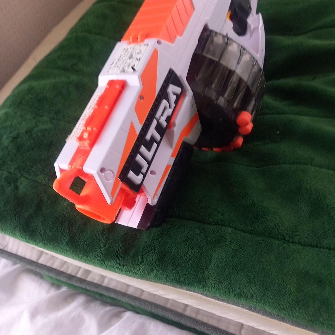 ULTRA トイガン 回転式弾倉付き