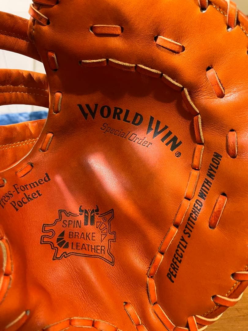 ミズノ バースモデル グローブ 昭和レトロ 阪神タイガース World Win