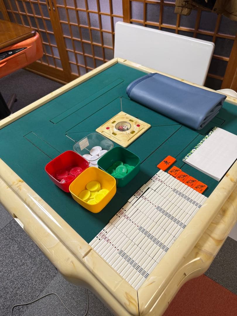 カズ　麻雀卓本体【全自動麻雀卓】美品　アモス　マーテル