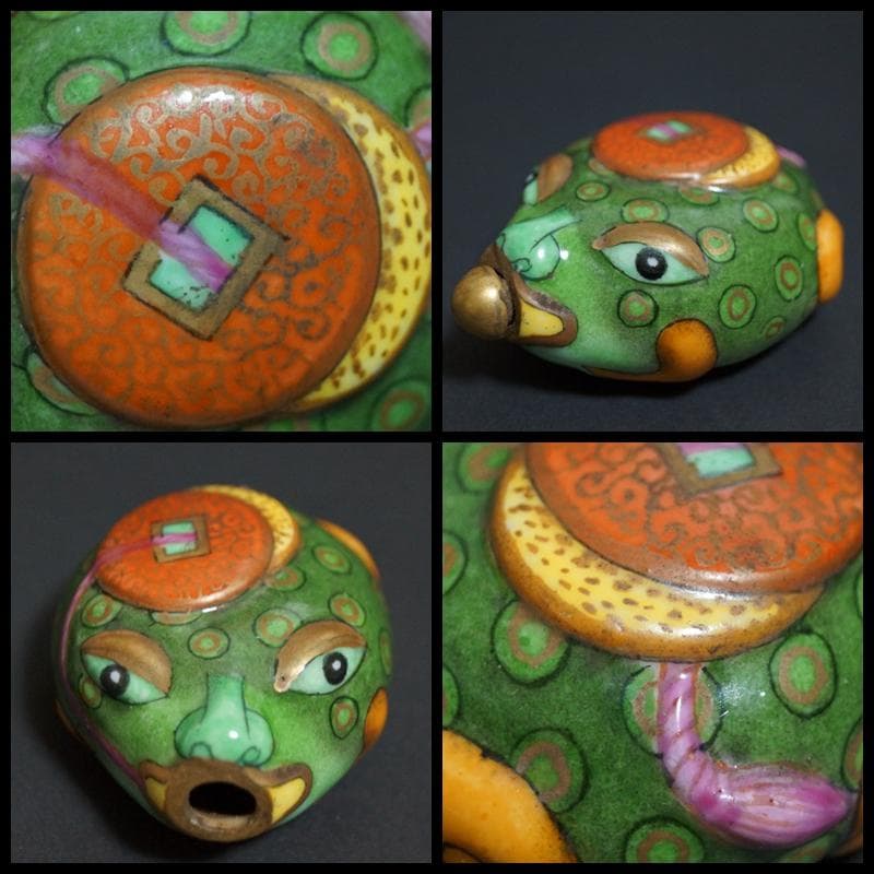 清 乾隆年製 陶胎珐琅(エナメル)彩色絵 造形 金蟾鼻煙壷 嗅ぎタバコ 喫煙具