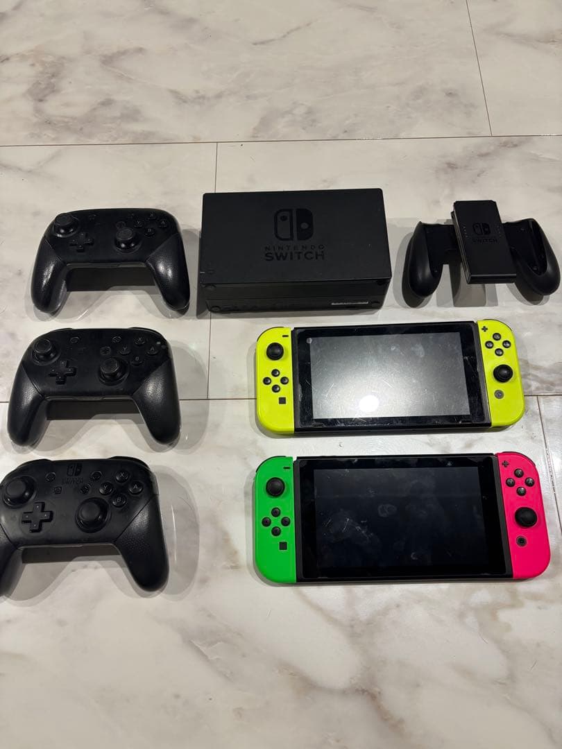 Nintendo Switch 本体 カラフル Joy-Con