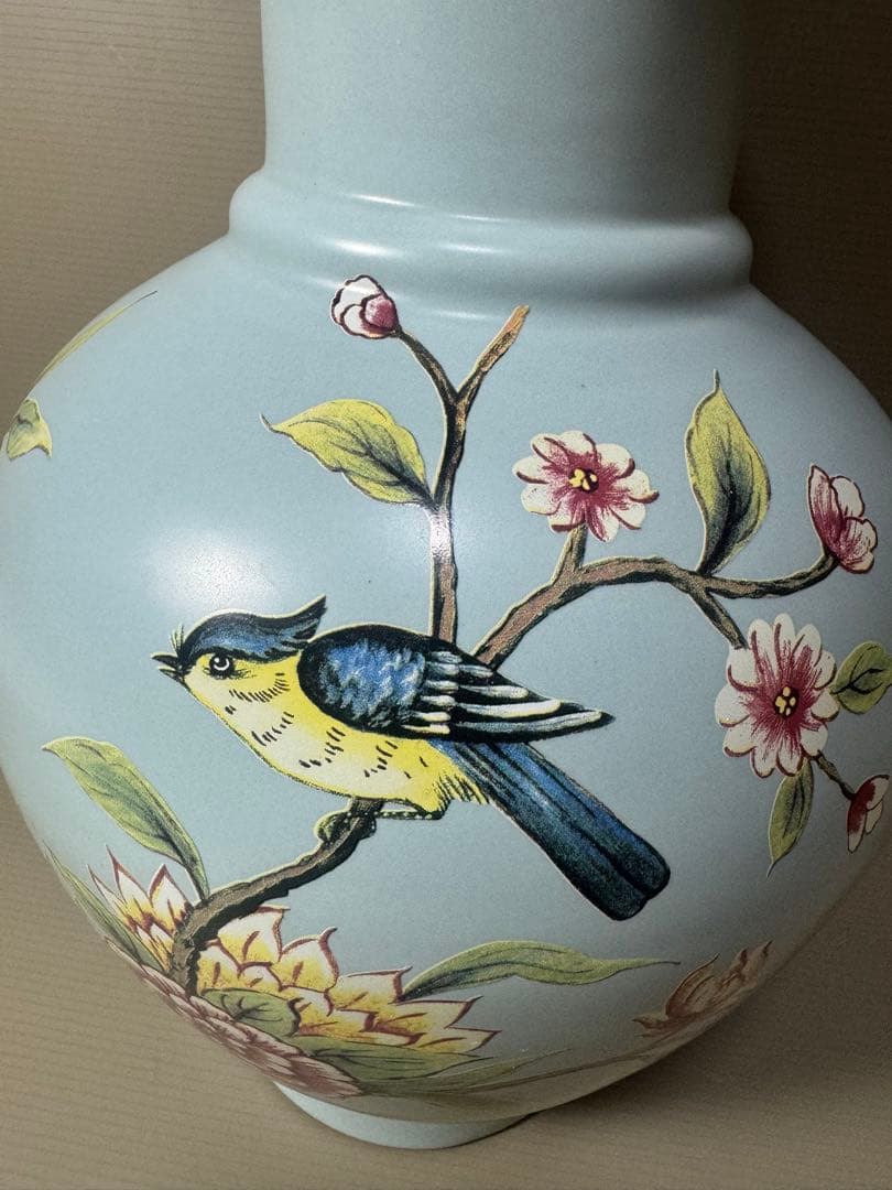 2106 古美術  大清雍正年製銘　天藍釉　花鳥紋橄欖瓶　珍蔵品　時代物