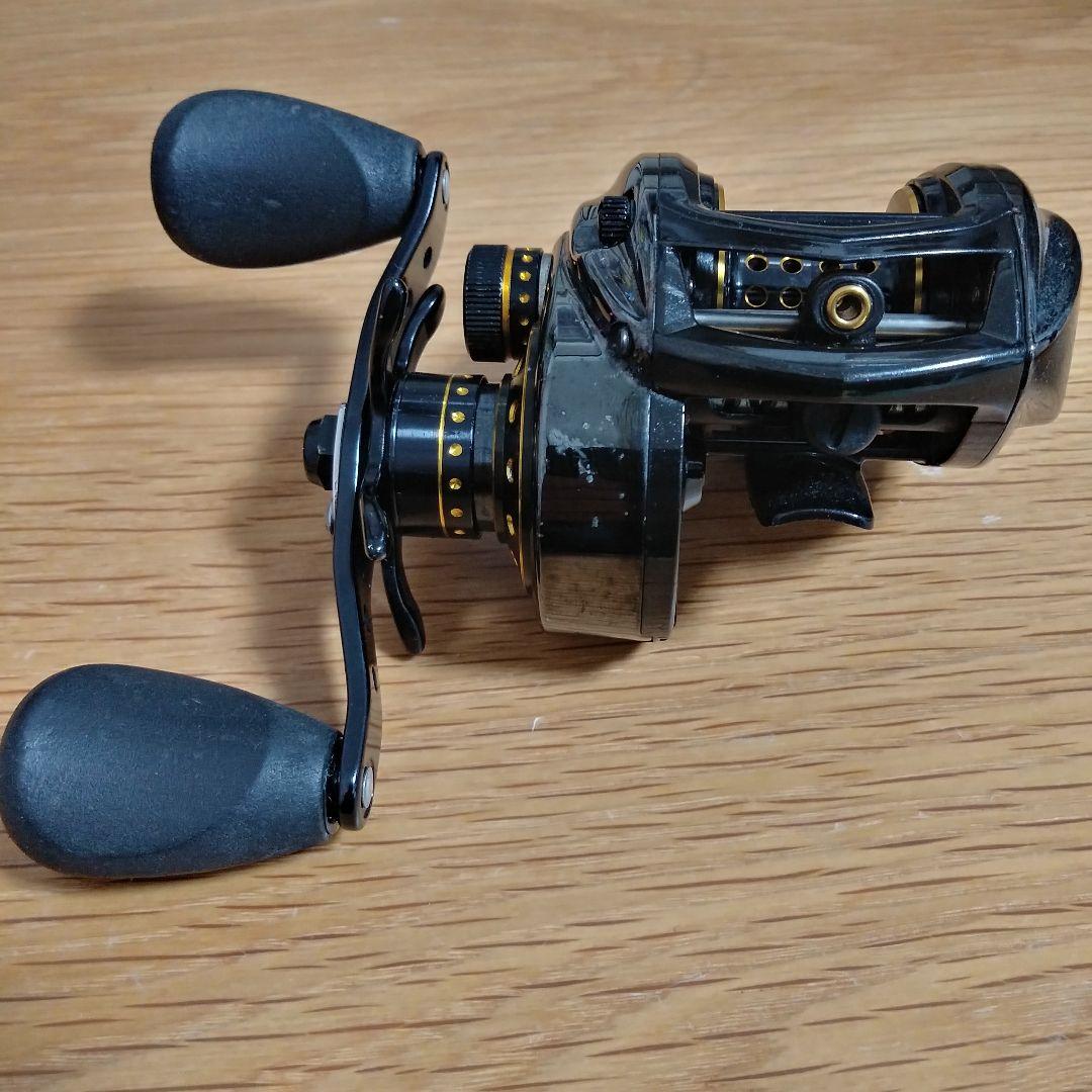 アブ レボブラック9 REVO BLACK 9 ベイトリール