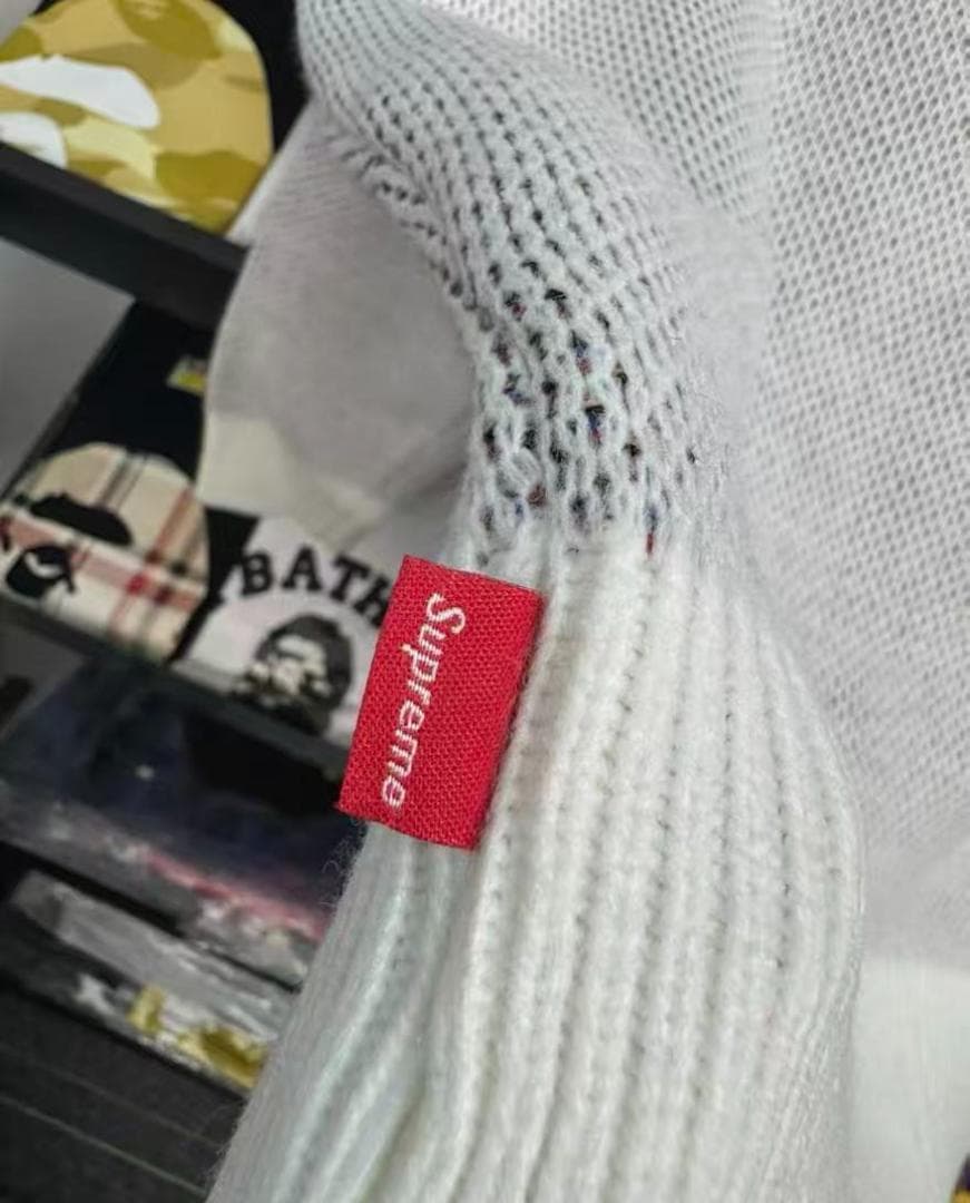 アイドル Supreme 24FW  White