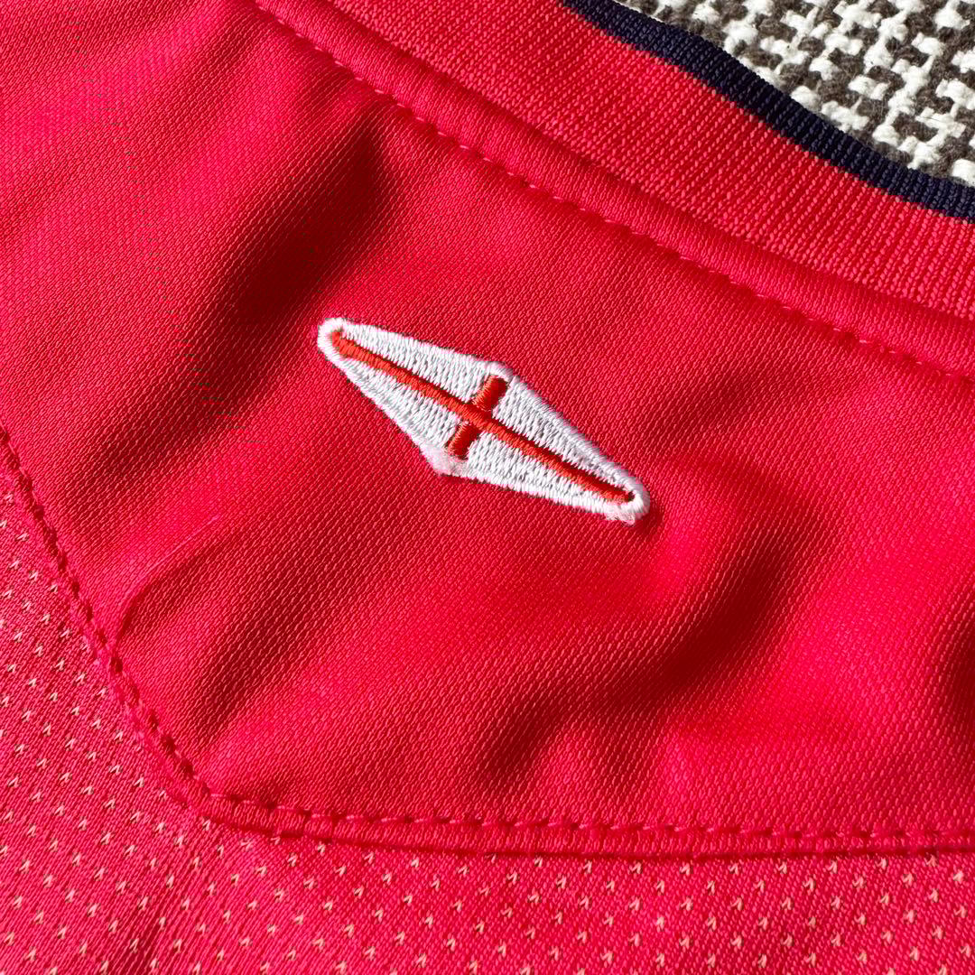 【新品・紙タグ付き】デビッド・ベッカム ＃７ イングランド代表 ２００４（A）