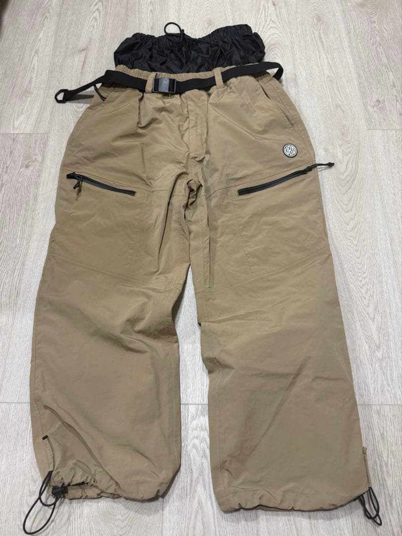 アンバインド　ウエア　UNBIND スノーボードパンツ