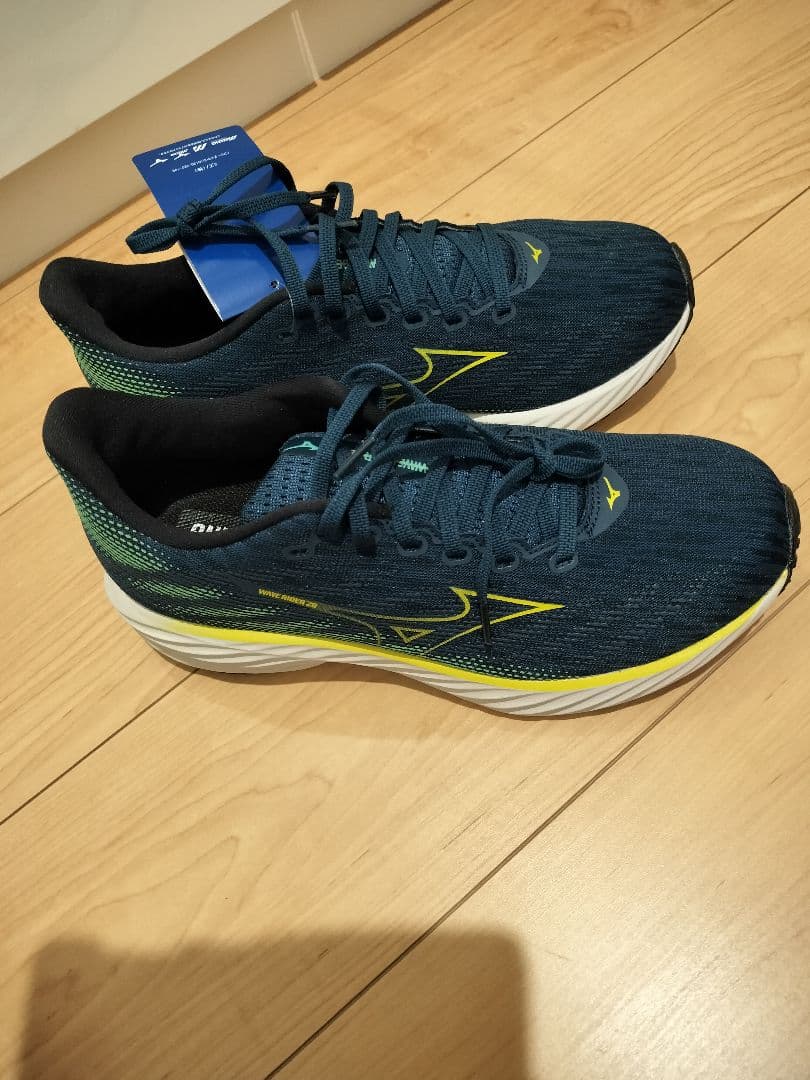 美品【おまけ可】MizunoWaveRider28（ミズノウェーブライダー28）