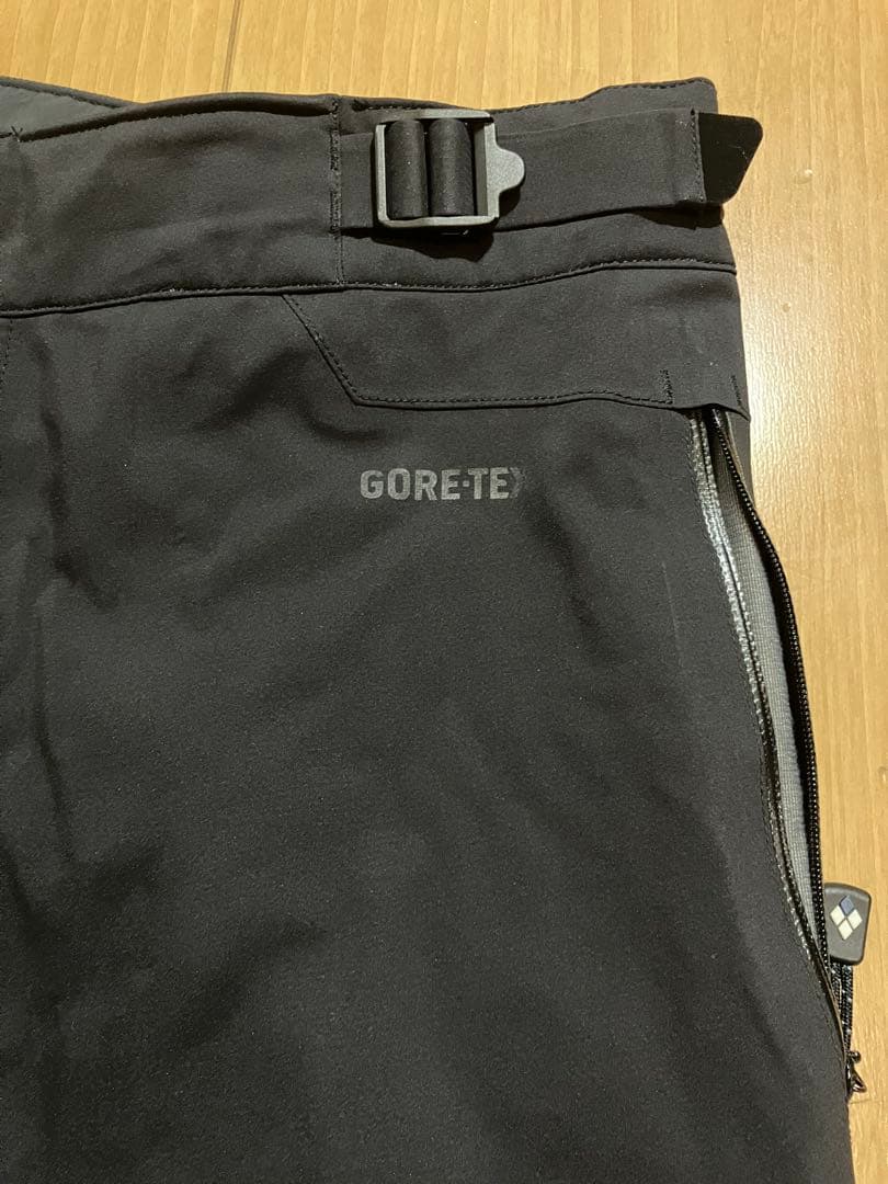 パウダートラックサーマパンツ　モンベル