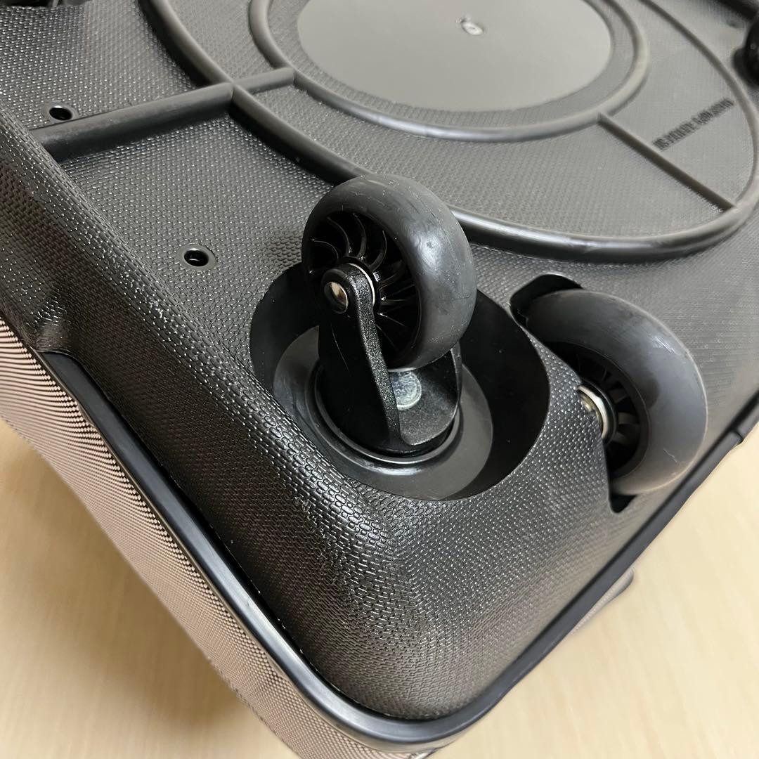 ★バタピー★マスターバニーエティション トラベルカバー キャスター付き