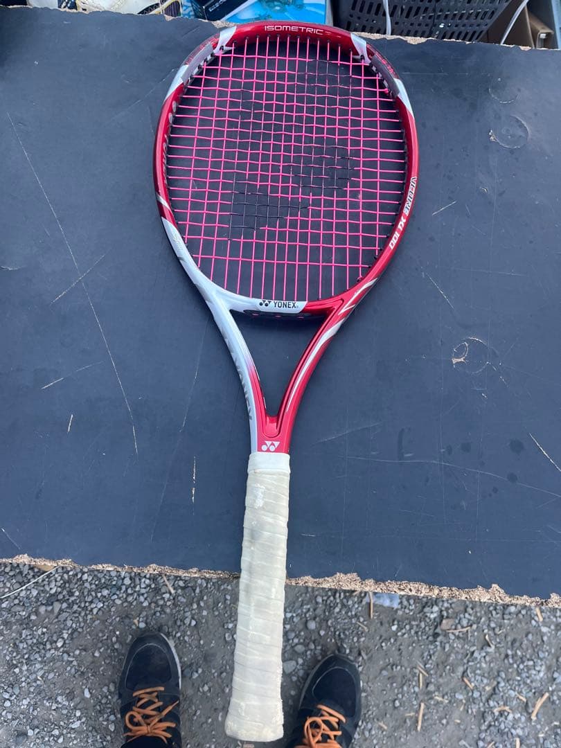 YONEX テニスラケット 赤/黒