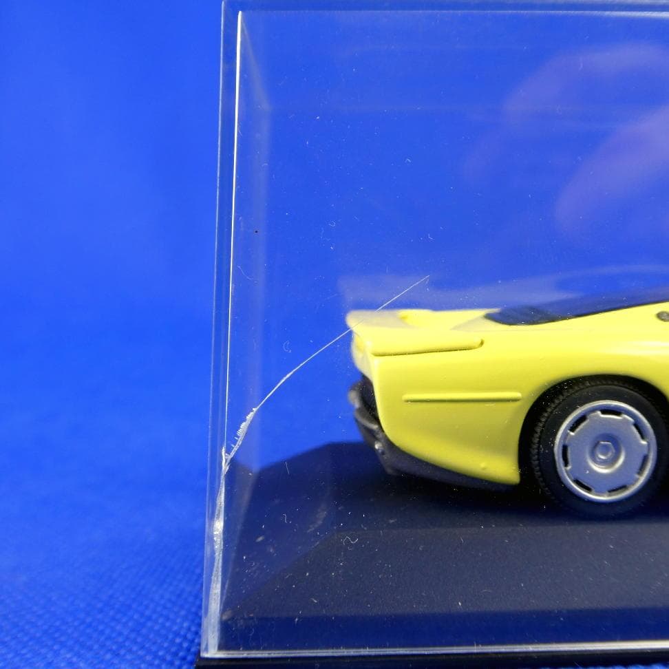 ジャガー★ＸＪ２２０★名前の由来は最高速度２２０マイルを目指した車★ミニカー