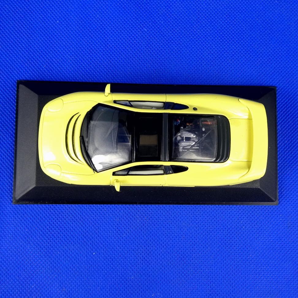 ジャガー★ＸＪ２２０★名前の由来は最高速度２２０マイルを目指した車★ミニカー