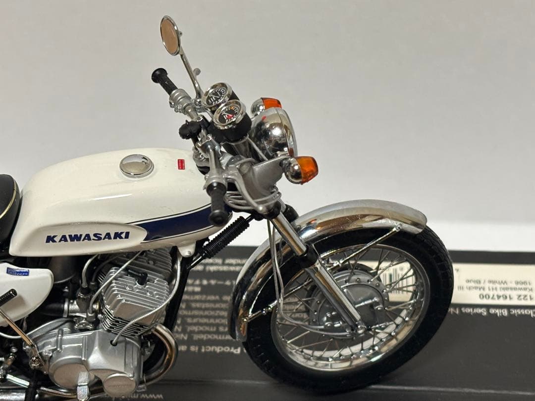 ミニチャンプス　1/12 Kawasaki H1 Mach III 青/白