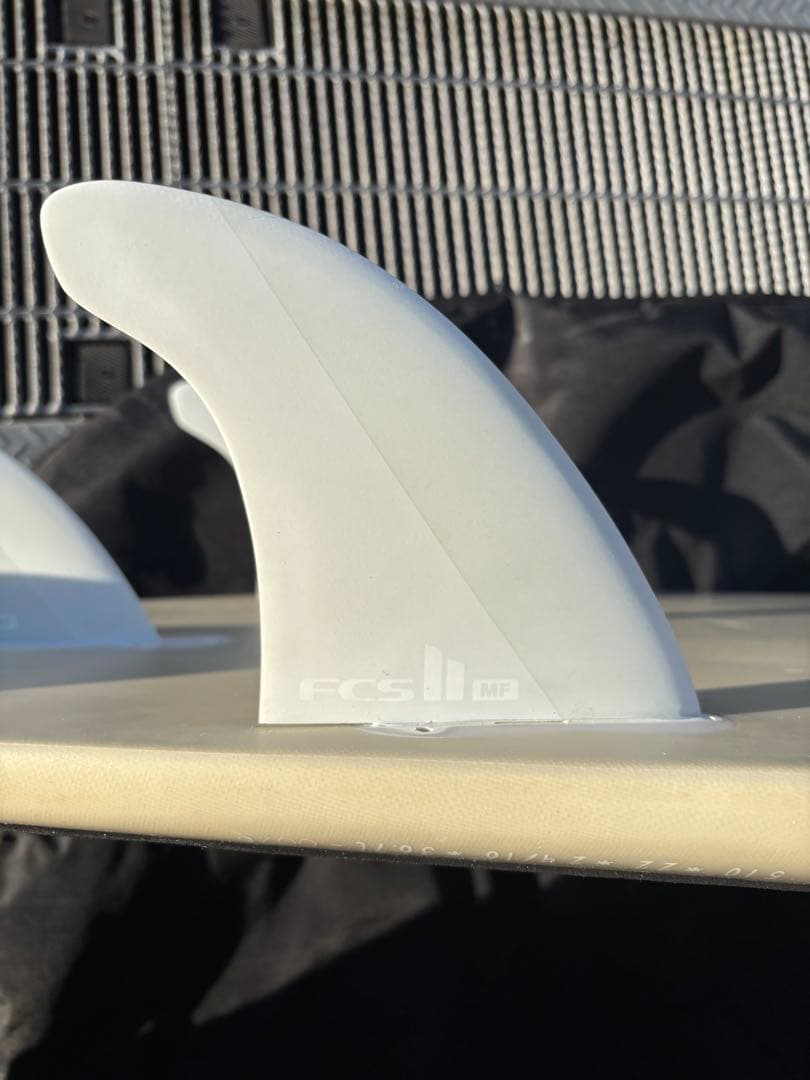 【MAGIC CARPET】DARK WATER DAGGER5’10フィン付属