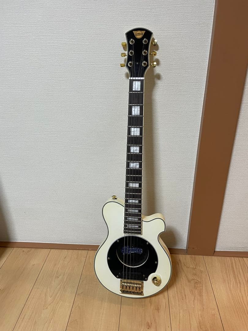 Pignose Guitar ホワイト　ピグノーズギター