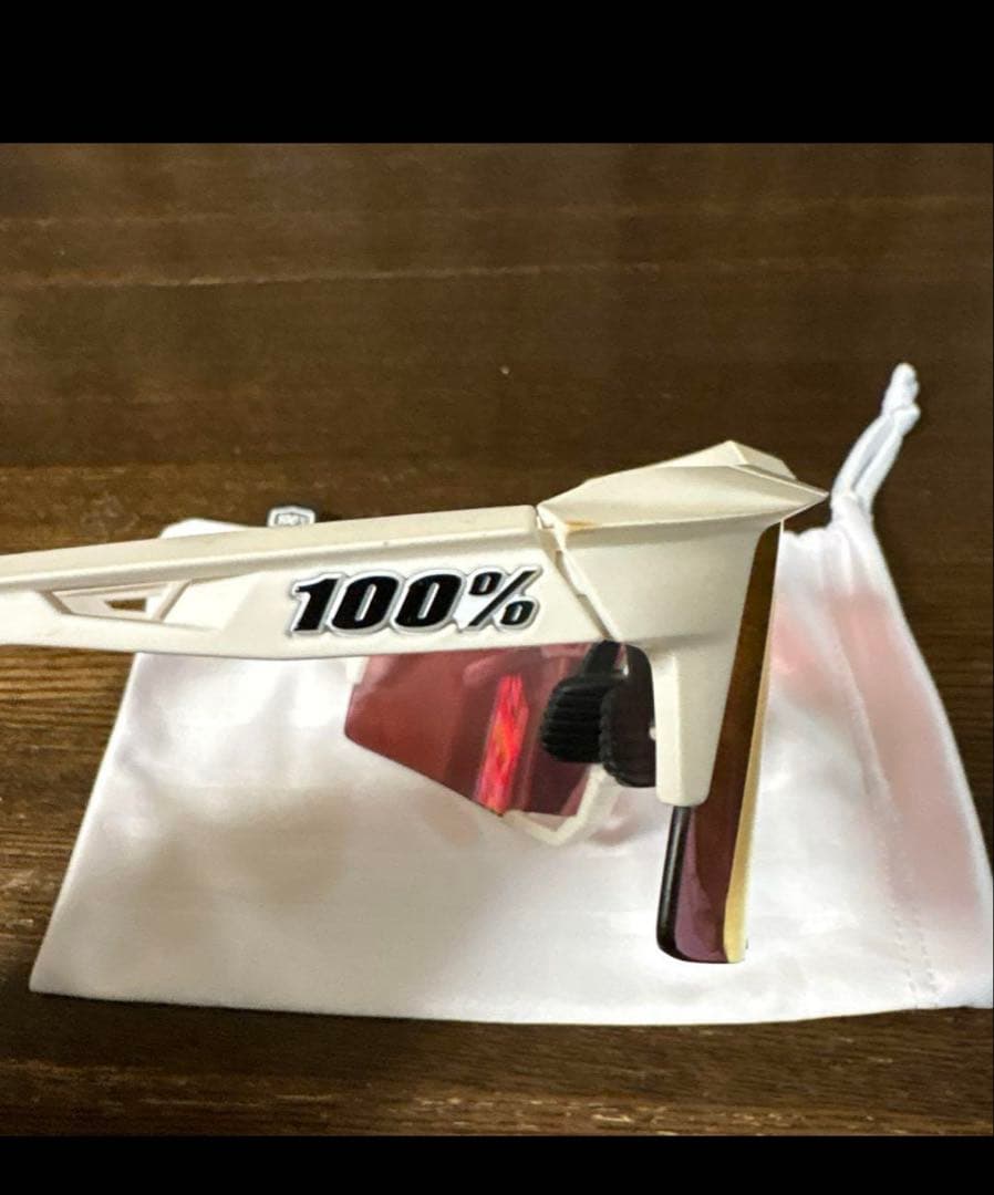 ワンハンドレッド　100% サングラス