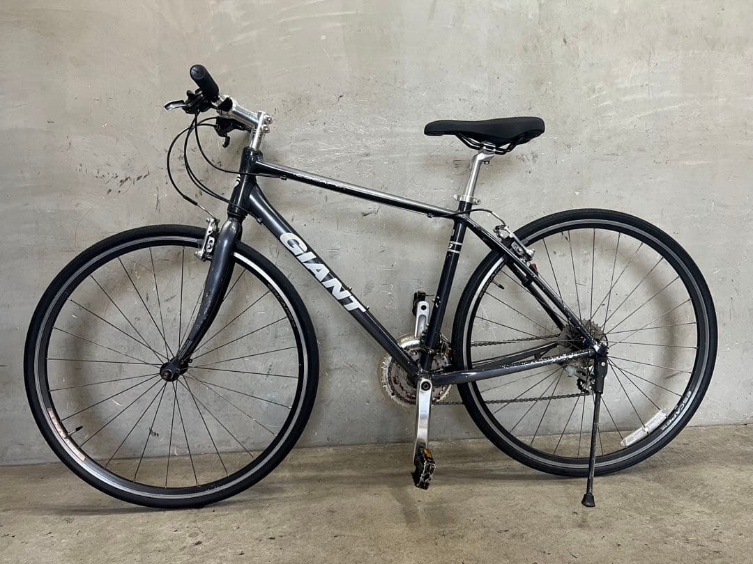 クロスバイク　GIANT ESCAPE R3 ジャイアントエスケープR3