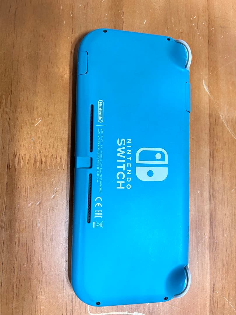 Switchライト　本体　任天堂