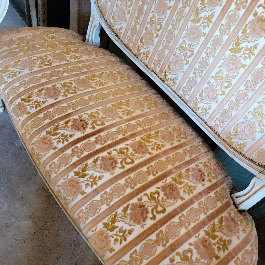 送料込み　アンティーク　フレンチスタイル ソファ ベージュ・ゴールド系