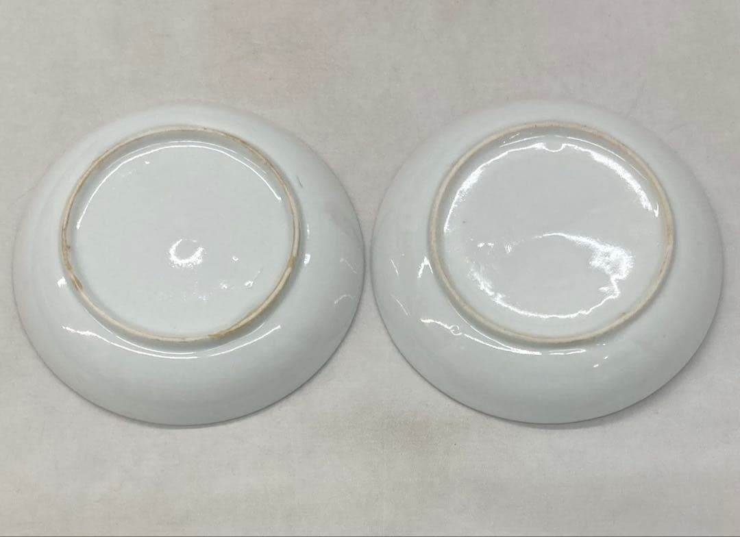 B556b 福助に扇 小皿　2枚組　図変り　縁起物　骨董　手描き