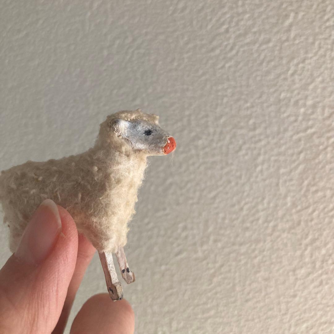 【希少】ドイツアンティーク　儚げな羊さん　A