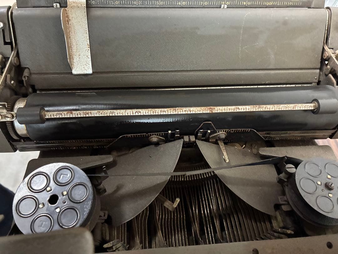 希少品❗️イギリス製　インペリアル　タイプライター　モデル60 アンティーク