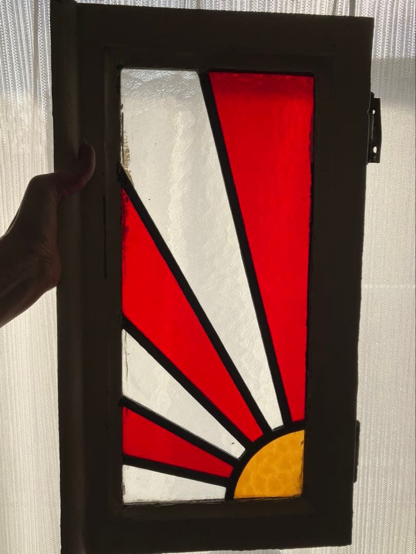 英国製アンティーク・ステンドグラス ― 木製窓枠付き ―