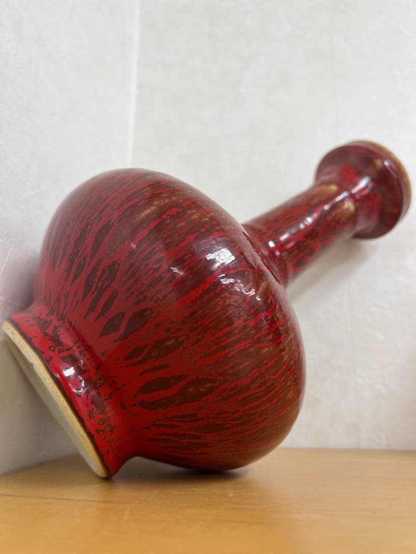 中国清朝　康熙年製紅釉長頸瓶骨董　唐物　アンティーク　古美術品　骨董　江戸　青磁