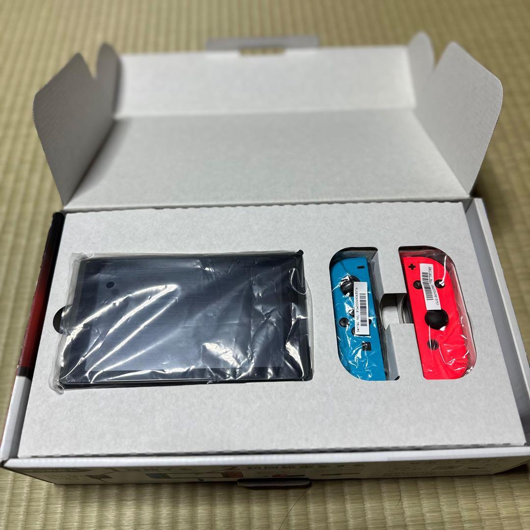 Nintendo Switch 本体と2ソフト付き