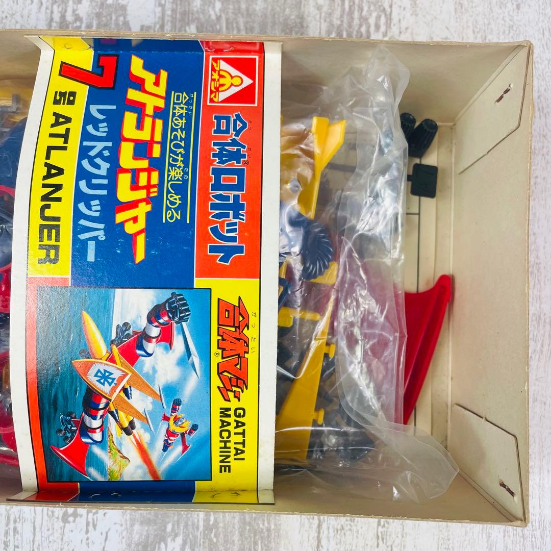 【極希少品】アオシマ合体ロボット　アトランジャー 7号レッドクリッパー【未組立】