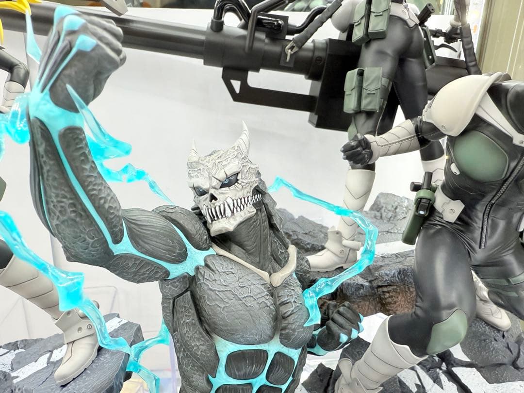 【開封品】怪獣8号　フィギュア6点セット　コトブキヤ　表情替えパーツは未開封