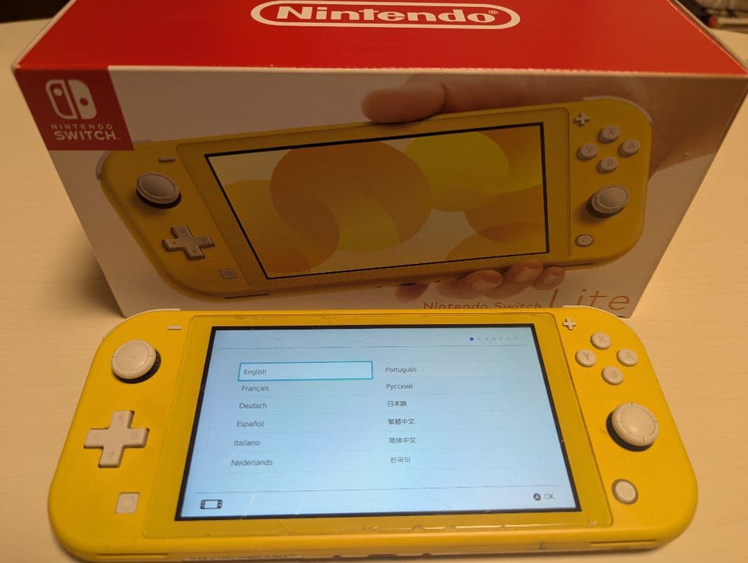 Nintendo Switch Lite イエロー箱ケース付き※内容ご確認下さい