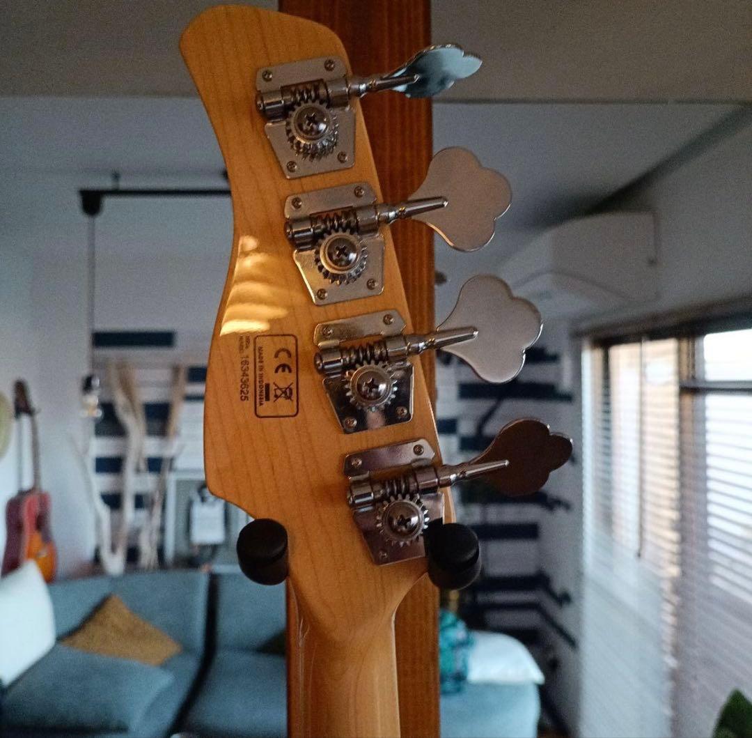 Sire Marcus Miller V7 【純正ケース付き】