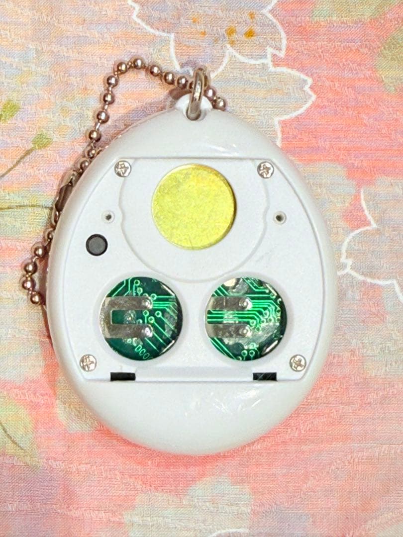 【動作確認済】サンタクロっちのたまごっち 白